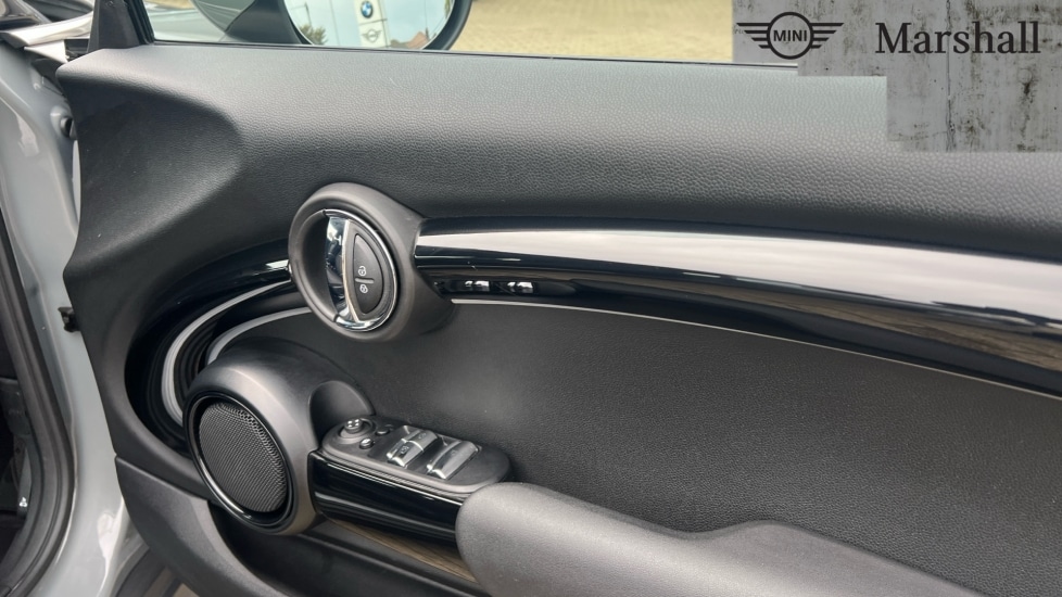 Used MINI Convertible 2023 for sale - 76104233: Photo 20