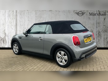 Used MINI Convertible 2023 for sale - 76104233: Photo 2