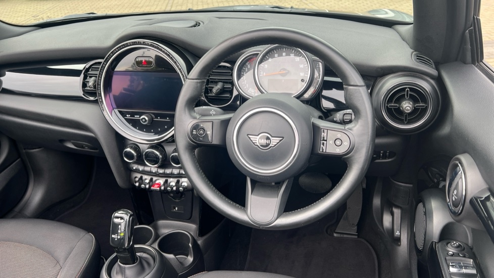Used MINI Convertible 2023 for sale - 76104233: Photo 5