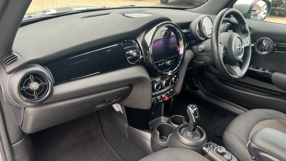 Used MINI Convertible 2023 for sale - 76104233: Photo 7