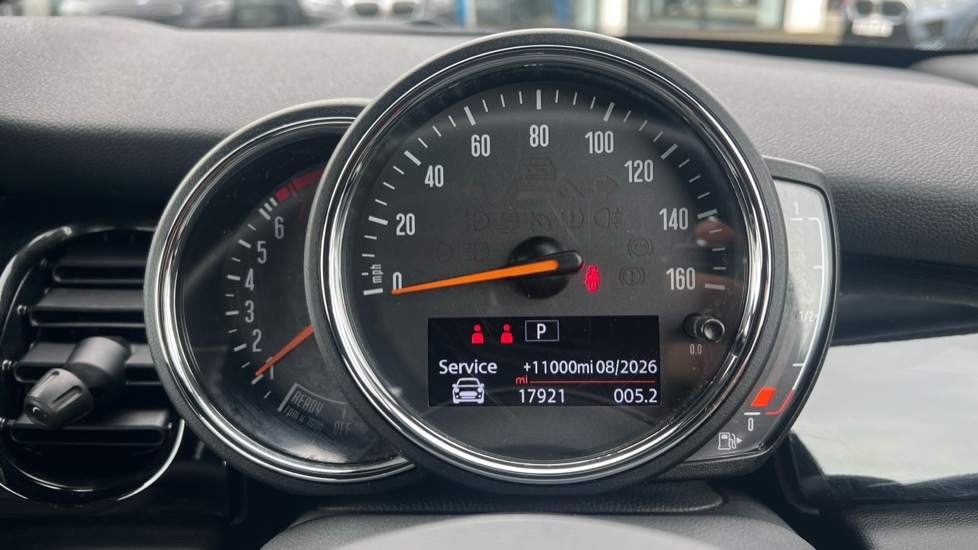 Used MINI Convertible 2023 for sale - 76104233: Photo 9