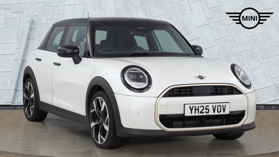 Used MINI Cooper 2025 for sale - 76927807: Photo 1