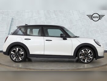 Used MINI Cooper 2025 for sale - 76927807: Photo