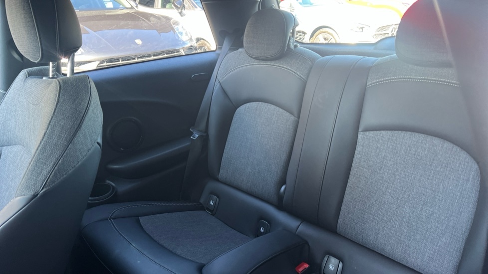 Used MINI Hatch 2022 for sale - 76086897: Photo 12