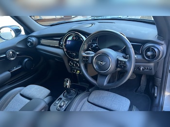 Used MINI Hatch 2022 for sale - 76086897: Photo 4