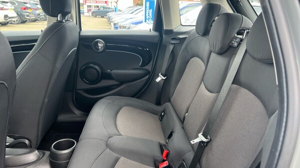 Used MINI Hatch 2021 for sale - 76140309: Photo 12