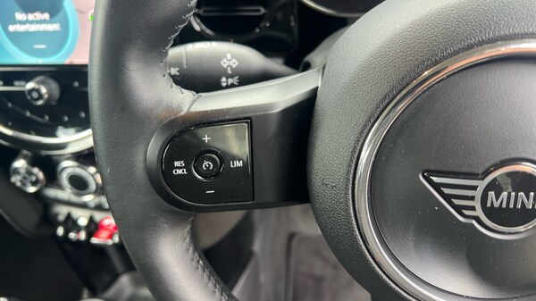 Used MINI Hatch 2021 for sale - 76140309: Photo 17