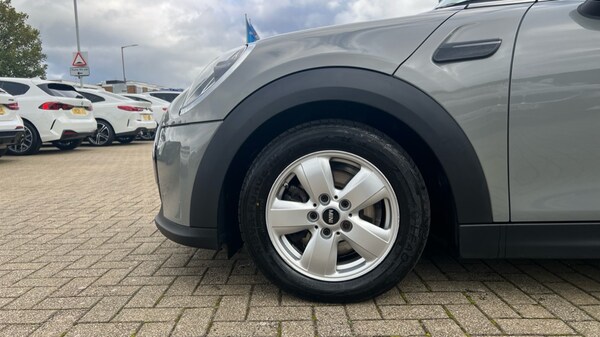 Used MINI Hatch 2021 for sale - 76140309: Photo 25