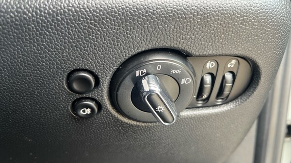 Used MINI Hatch 2021 for sale - 76140309: Photo 31