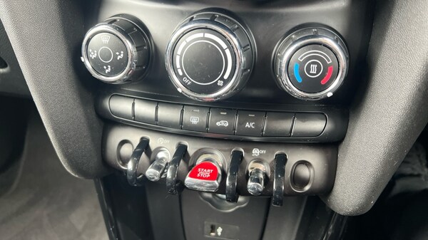 Used MINI Hatch 2021 for sale - 76140309: Photo 36