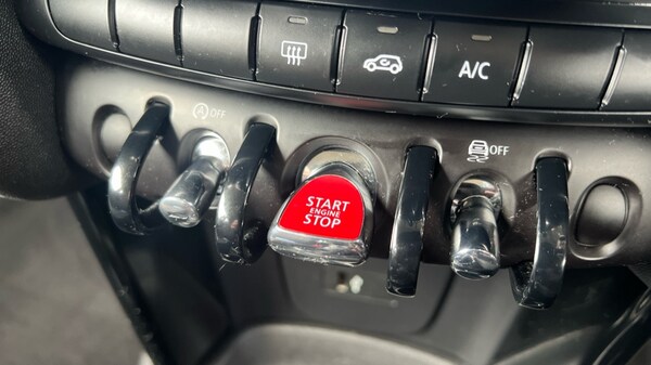 Used MINI Hatch 2021 for sale - 76140309: Photo 37