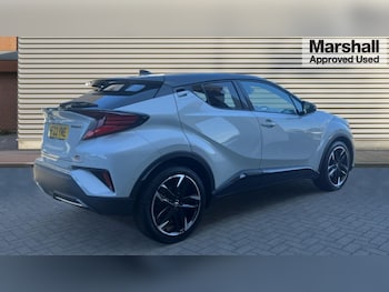 Used Toyota C-HR 2023 for sale - 75439957: Photo