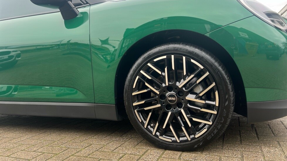 Used MINI Cooper 2025 for sale - 76528875: Photo 14