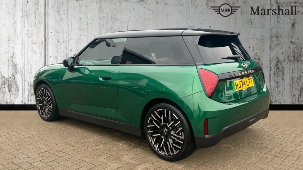 Used MINI Cooper 2025 for sale - 76528875: Photo 2