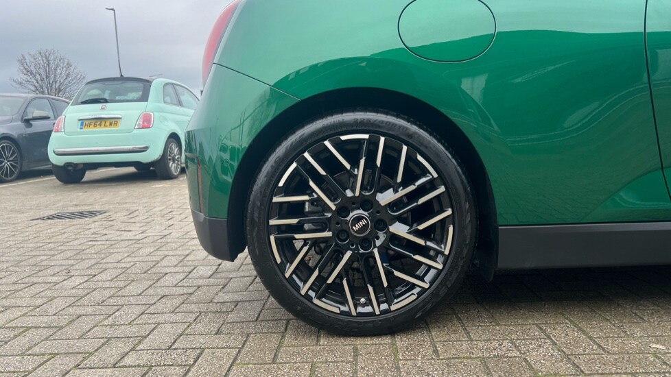 Used MINI Cooper 2025 for sale - 76528875: Photo 27