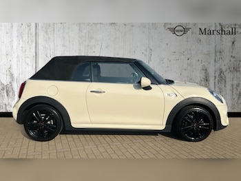 Used MINI Convertible 2019 for sale - 75439680: Photo