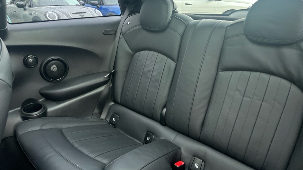 Used MINI Hatch 2022 for sale - 76372846: Photo 12