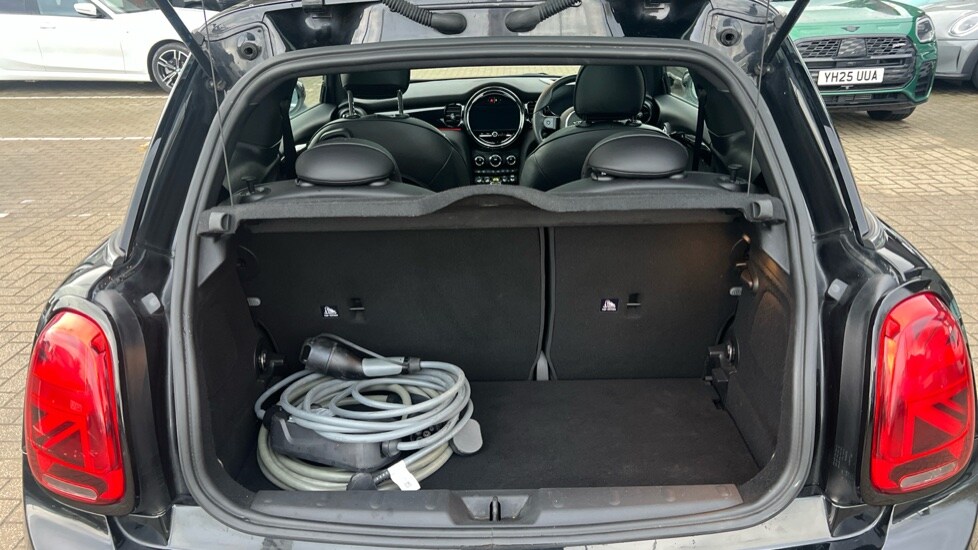 Used MINI Hatch 2022 for sale - 76372846: Photo 13