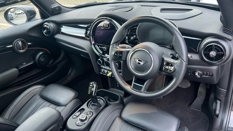 Used MINI Hatch 2022 for sale - 76372846: Photo 4