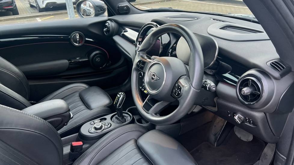 Used MINI Hatch 2022 for sale - 76372846: Photo 6