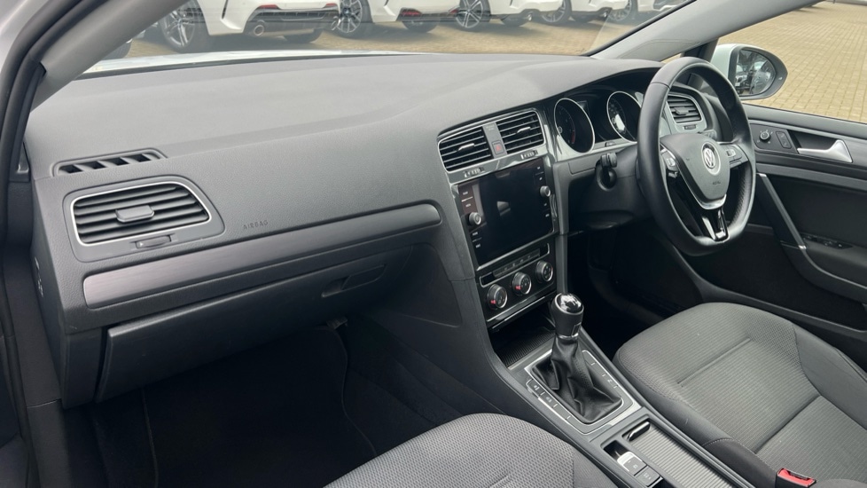 Used Volkswagen Golf 2019 for sale - 76203865: Photo 10