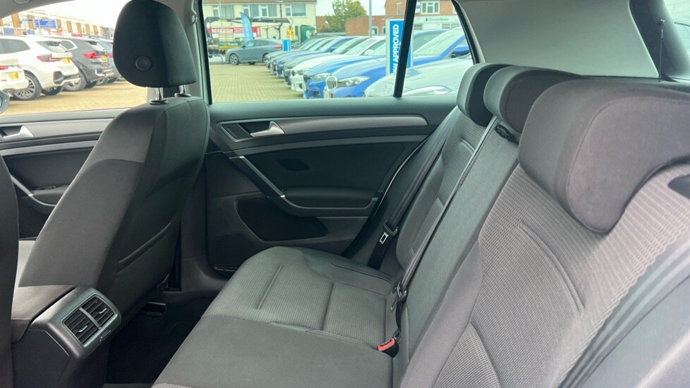 Used Volkswagen Golf 2019 for sale - 76203865: Photo 14