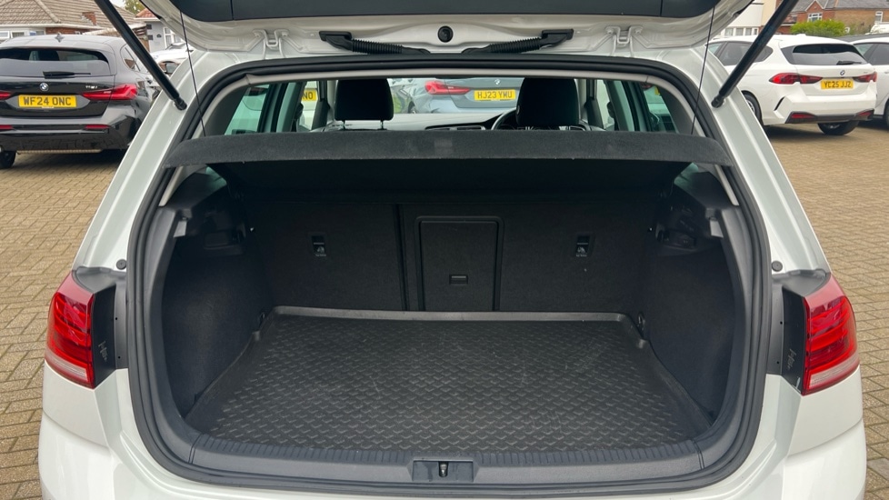 Used Volkswagen Golf 2019 for sale - 76203865: Photo 15
