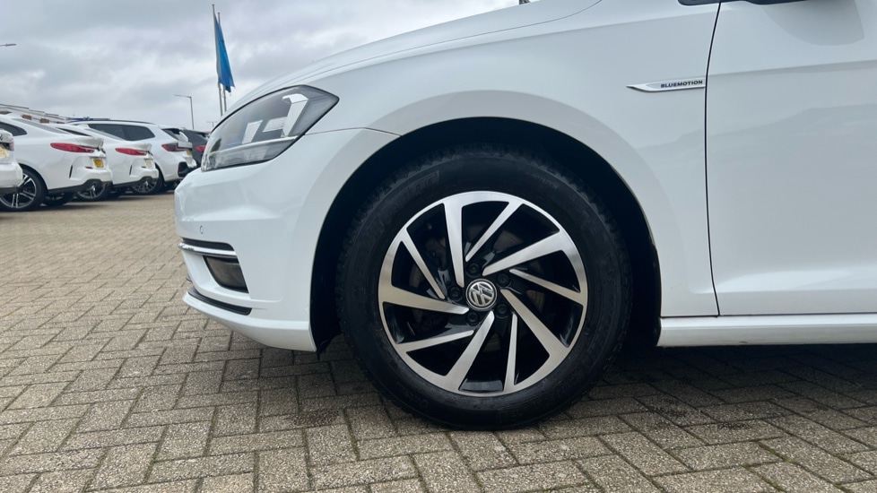 Used Volkswagen Golf 2019 for sale - 76203865: Photo 17