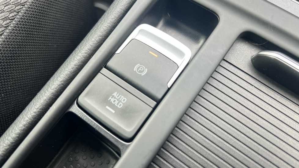 Used Volkswagen Golf 2019 for sale - 76203865: Photo 33