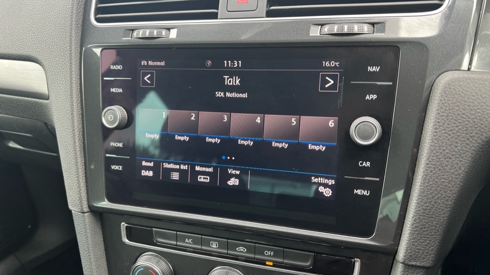 Used Volkswagen Golf 2019 for sale - 76203865: Photo 36