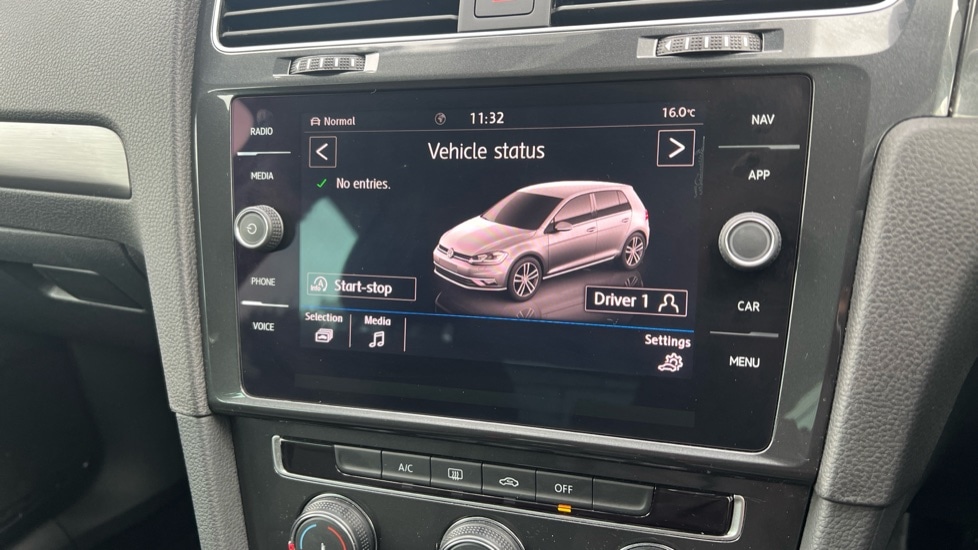 Used Volkswagen Golf 2019 for sale - 76203865: Photo 39