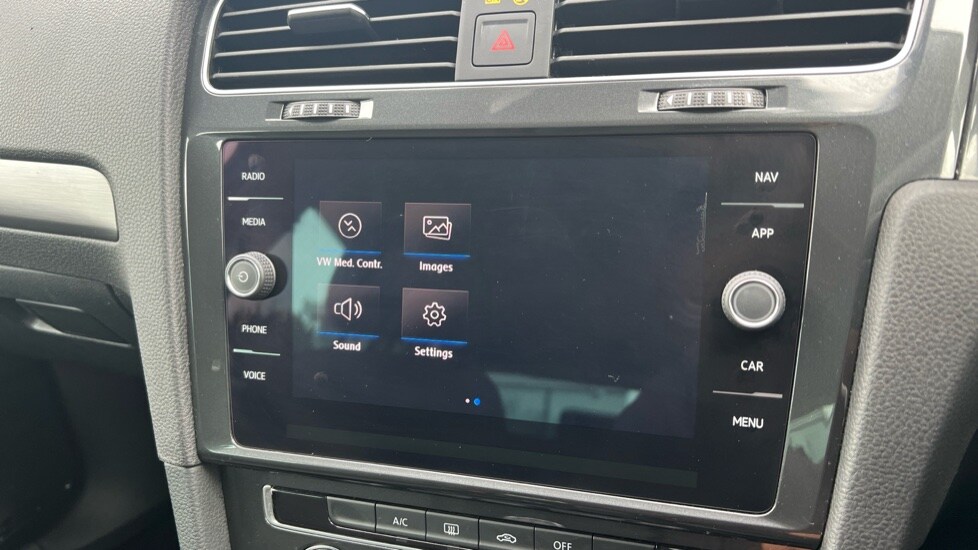 Used Volkswagen Golf 2019 for sale - 76203865: Photo 41