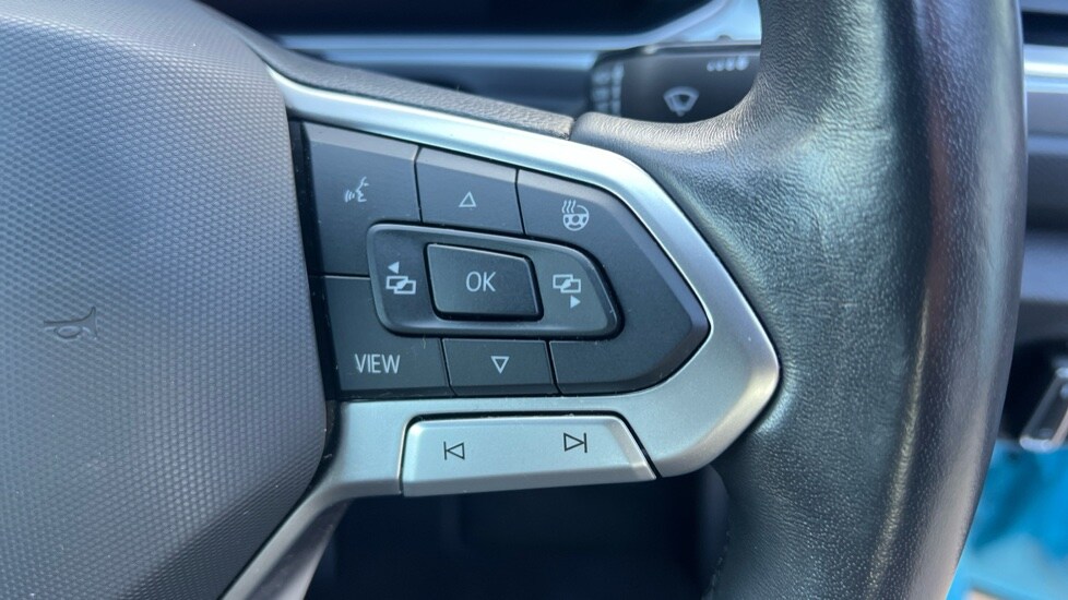 Used Volkswagen T-Roc 2022 for sale - 76350721: Photo 32