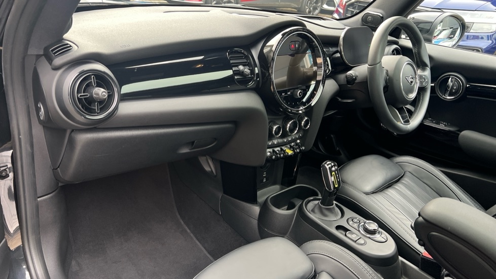 Used MINI Hatch 2022 for sale - 76312070: Photo 7