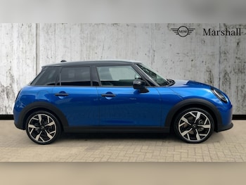 Used MINI Cooper 2025 for sale - 76302354: Photo