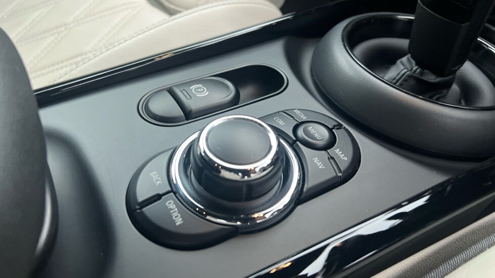 Used MINI Clubman 2022 for sale - 76375579: Photo 19