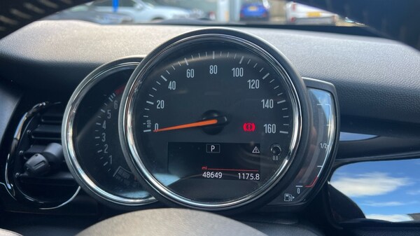 Used MINI Hatch 2022 for sale - 76007721: Photo 9