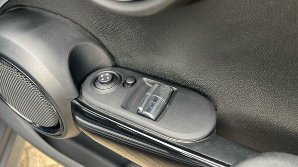 Used MINI Hatch 2021 for sale - 76104164: Photo 29