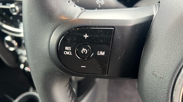 Used MINI Hatch 2021 for sale - 76104164: Photo 33