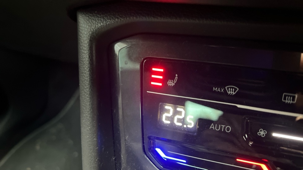 Used Volkswagen Tiguan 2023 for sale - 76458869: Photo 8