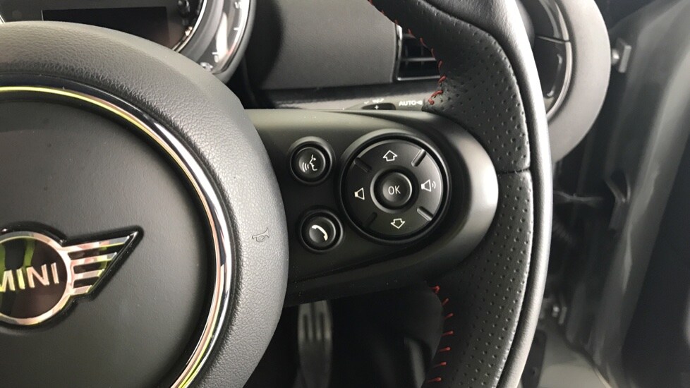 Used MINI Clubman 2019 for sale - 76927837: Photo 18