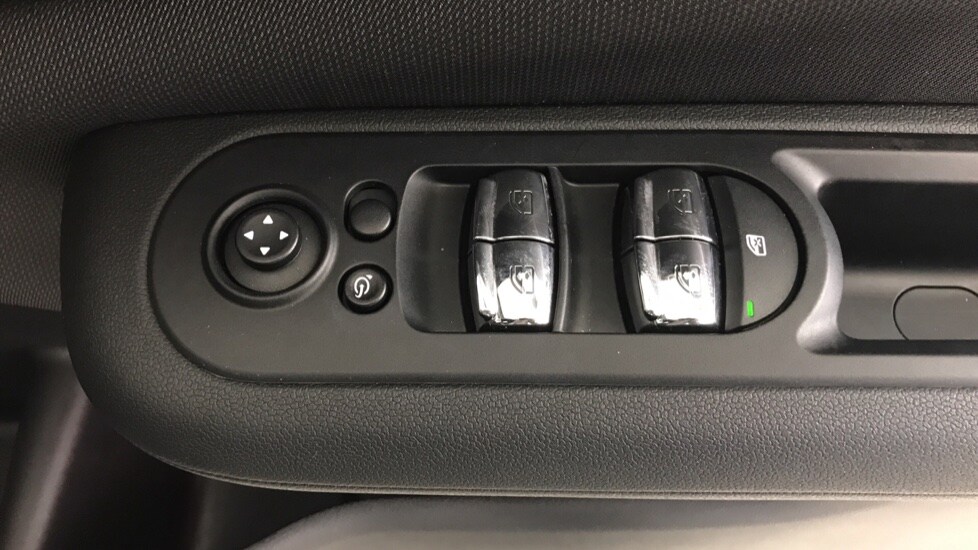 Used MINI Clubman 2019 for sale - 76927837: Photo 20