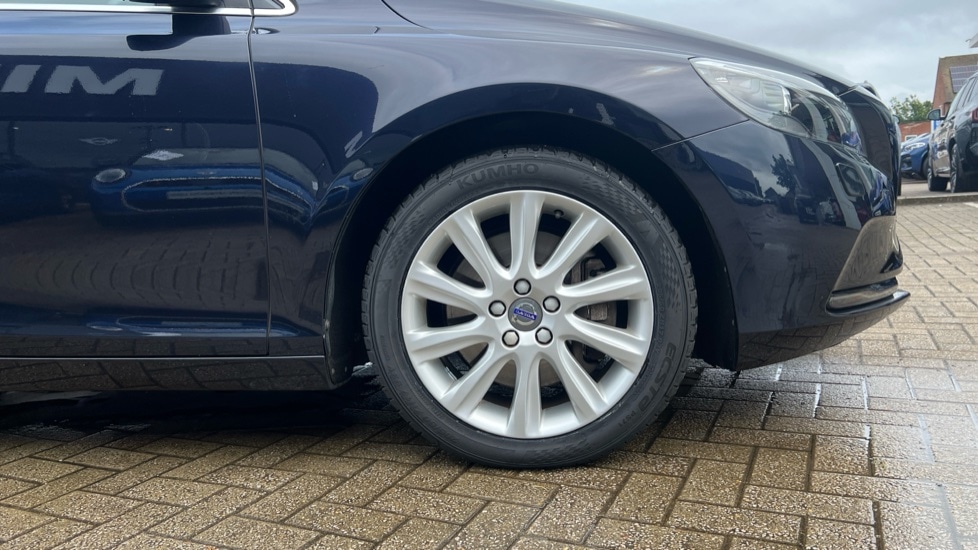 Used Volvo V40 2016 for sale - 76025332: Photo 20