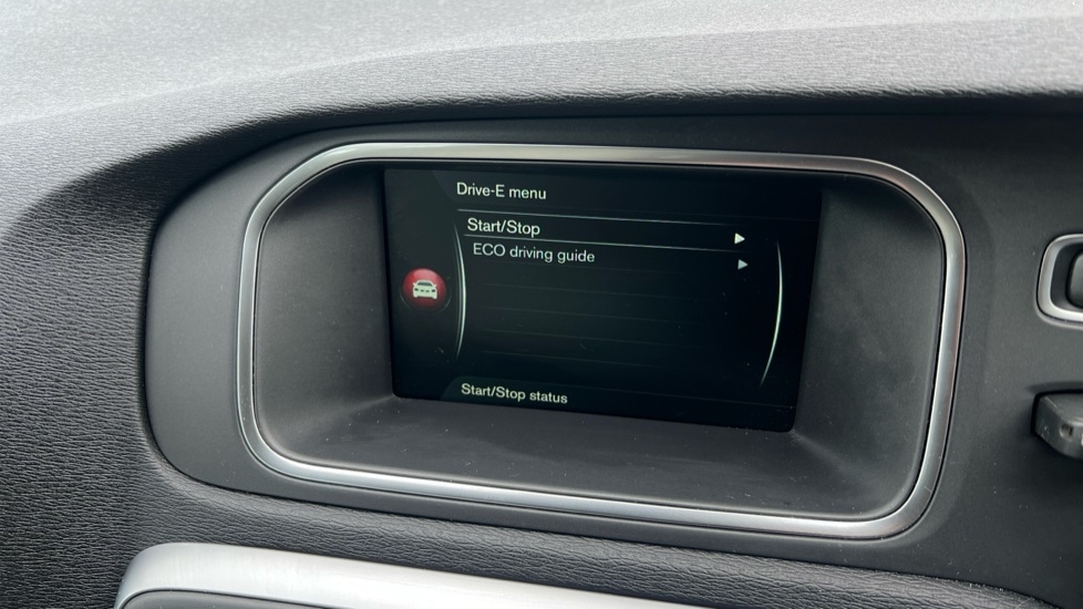 Used Volvo V40 2016 for sale - 76025332: Photo 45