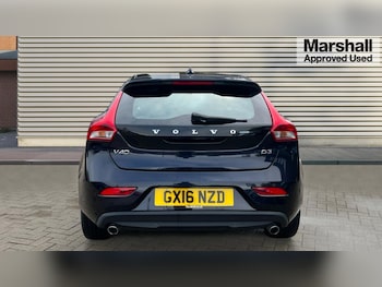 Used Volvo V40 2016 for sale - 76025332: Photo