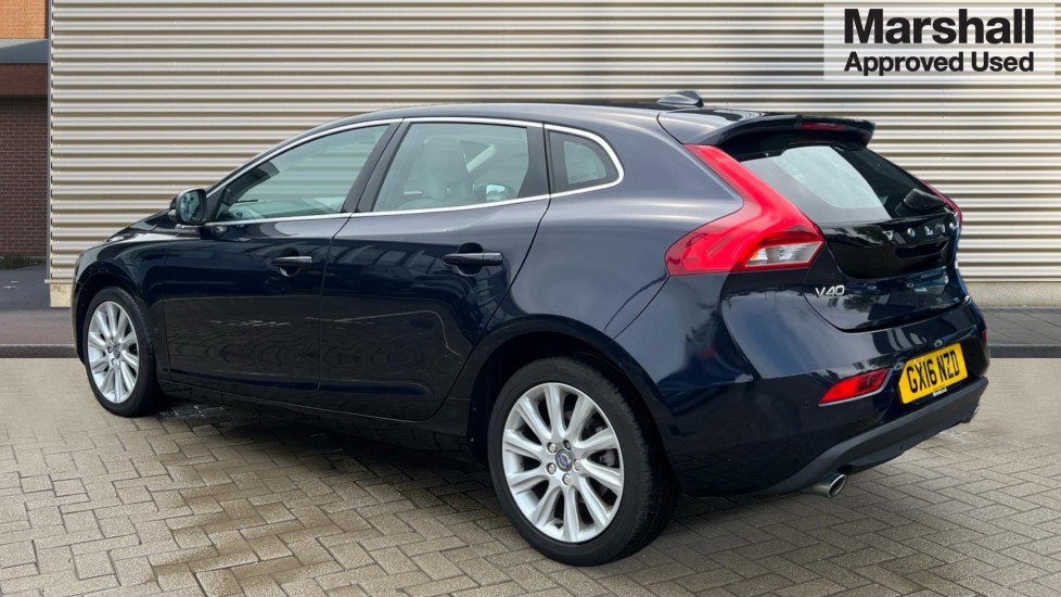 Used Volvo V40 2016 for sale - 76025332: Photo 5