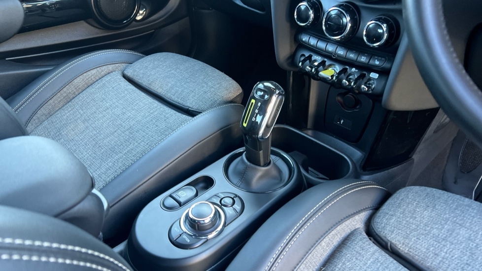 Used MINI Hatch 2022 for sale - 76338702: Photo 10