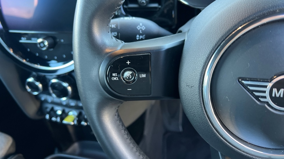 Used MINI Hatch 2022 for sale - 76338702: Photo 17