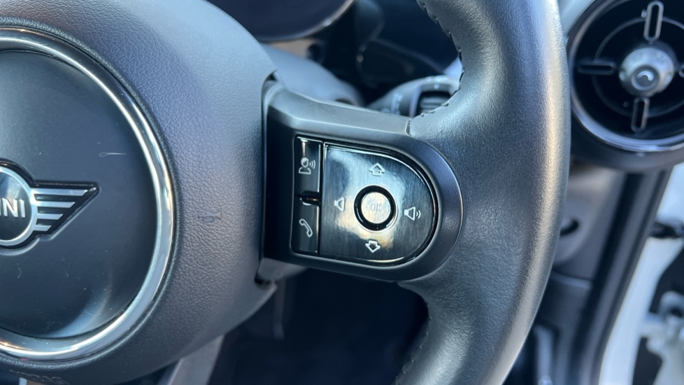 Used MINI Hatch 2022 for sale - 76338702: Photo 18