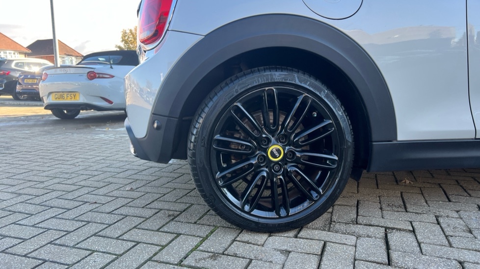 Used MINI Hatch 2022 for sale - 76338702: Photo 27
